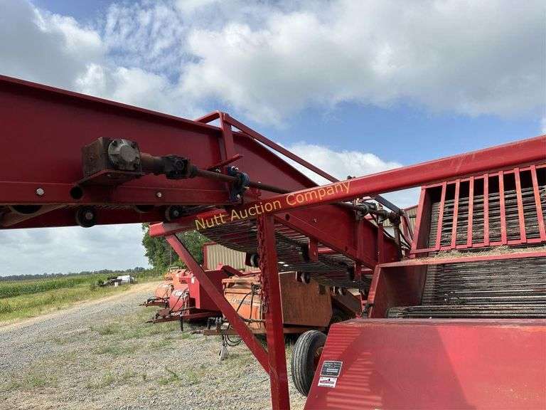 Bermuda King Road Ready Harvester, SR# 7687 Model 42RR/RB/DD/EXT/20