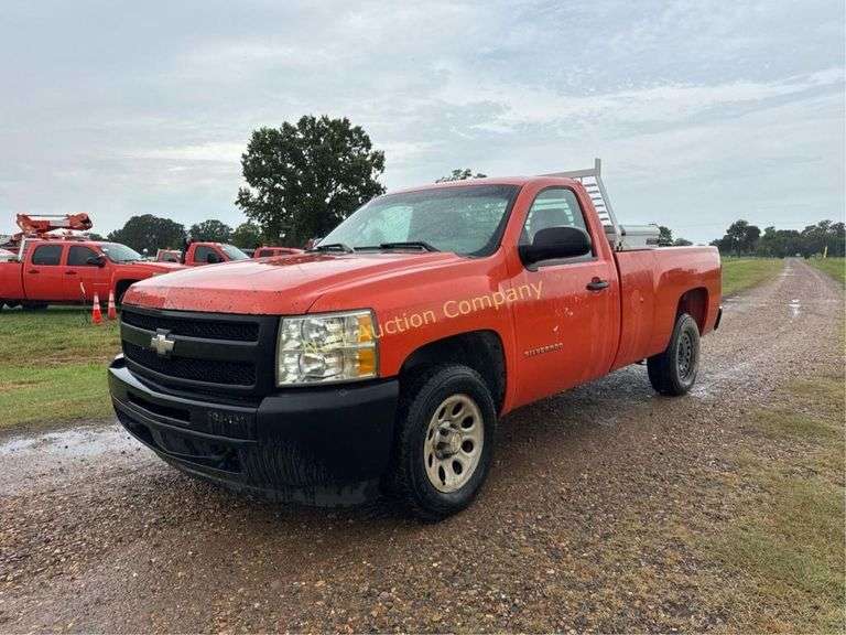 2009 Chevrolet Silverado 1500 Vin 1GCEC14039Z130361 Drivetrain 4x2 Miles showing 241,455 Engine V8, 5.3