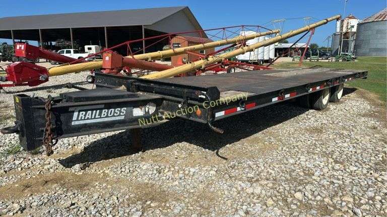Trailboss Flatbed Trailer, NO TITLE, GVWR 49,860 lb., 2 Axle