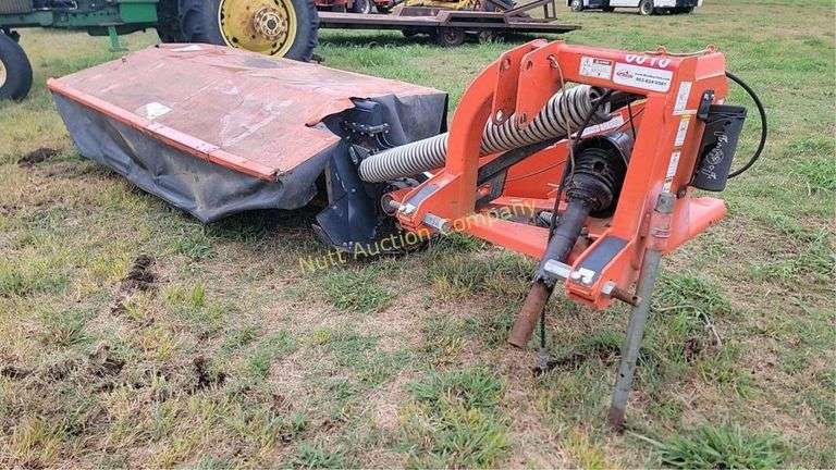 Kubota Disc Mower, Model DM 2028, 8 Discs, Missing 1/2 shaft