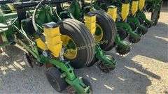 John Deere 1770NT Planter - Series *1 A01770P ABM7