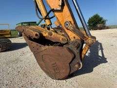 Case CX210C Hydraulic Excavator, Heavy-Duty Bucket