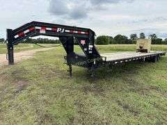 2019 PJ LD402 40ft Gooseneck Trailer with slide-in ramps, WITH TITLE