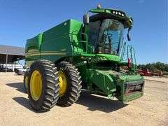 John Deere S680 Combine Harvester, 473 hp, ProDriv