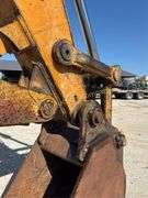 Case CX210C Hydraulic Excavator, Heavy-Duty Bucket