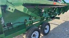 John Deere 740FD HydraFlex Draper, 36 ft Cutting W