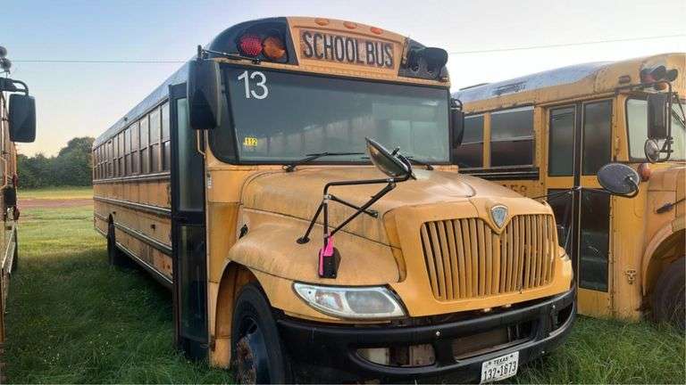 2009 School Bus PB10500-WITH TITLE Vin 4DRBUSKNOAB172404, 71 Passenger, International  Diesel, SN: 172404, NON RUNNING