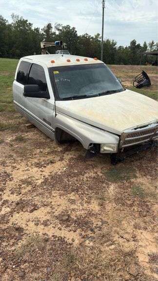 1997 Dodge Ram 3500 SLT Laramie, VIN3B7MF33DXVM595816 3B7MF33DXVM595816