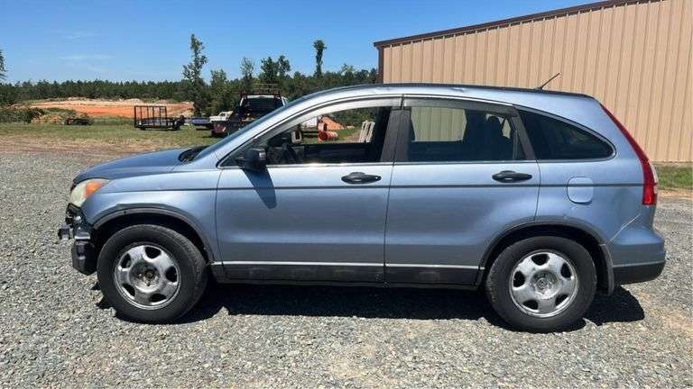 2011 Honda CRV -  UT- (WITH TITLE) Vin 5J6RE3H30BL012296 Miles showing 197,155 Engine I4, 2.4 4 Door, Automatic