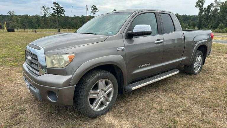2008 Toyota Tundra (Limited) W/TITLE