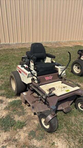 225K Grasshopper Zero Turn Mower-Gas 48" Cut Hours Showing 1,746.3