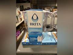 2) Brita Filtering Water Pitcher with Extra Filters **New/Like New/Complete**
