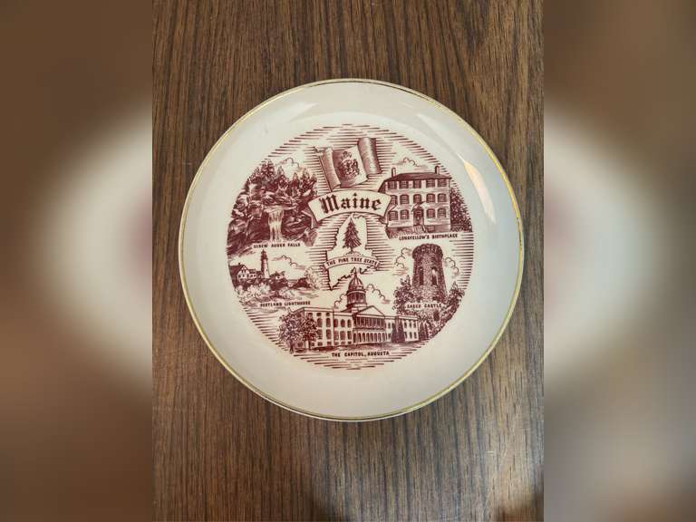 (7) Assorted “East Coast” Decorative Plates
