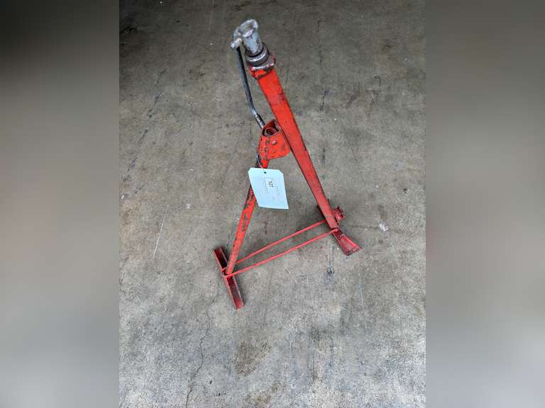 Vintage Tri-Pod Bumper Jack