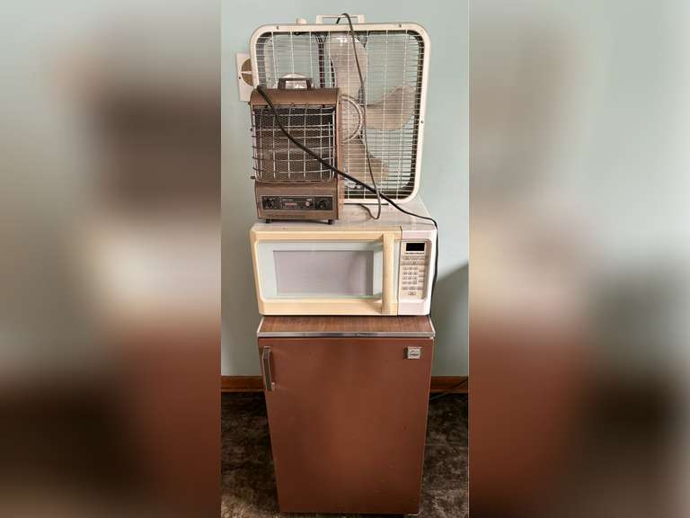 Coldspot Mini Fridge, Hamilton Beach Microwave, NuTone Heater & Box Fan
