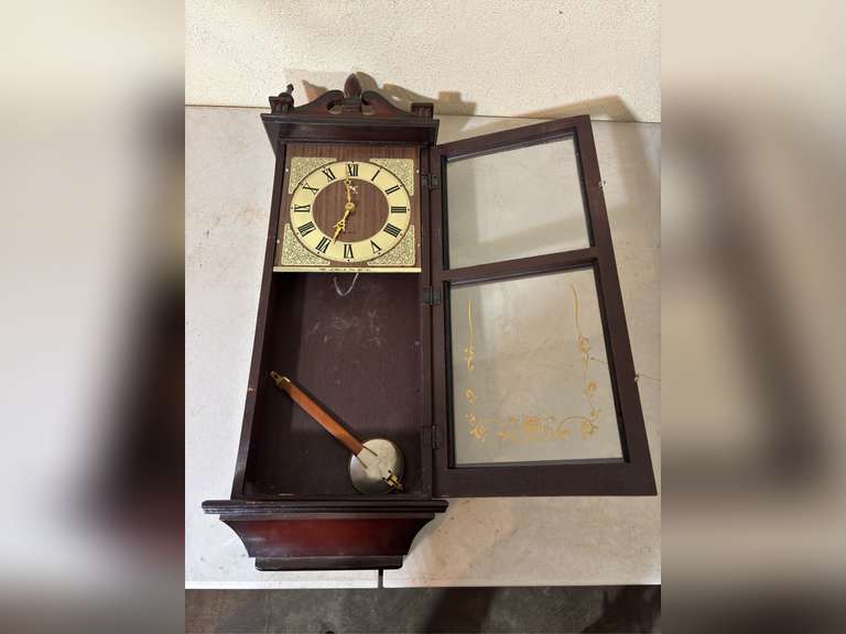 Vintage Pendulum Wall Clock
