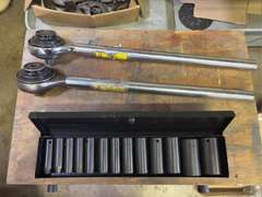 (2) Snap-On 3/8” Torque Multiplier Wrenches & 13pc Socket Set