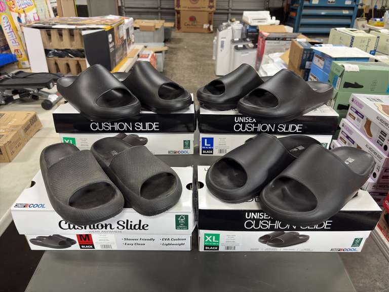 (4) Pairs Cushion Slide Ons -Unisex Black Sizes M/ L/ (2) XL-