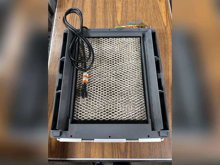 Honeywell Home Whole House Humidifier & Humidistat - Furnace Duct Mounted