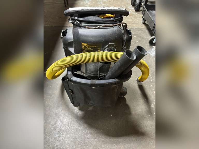 DeWalt 10gal Stainless Steel Wet/Dry Shop Vac