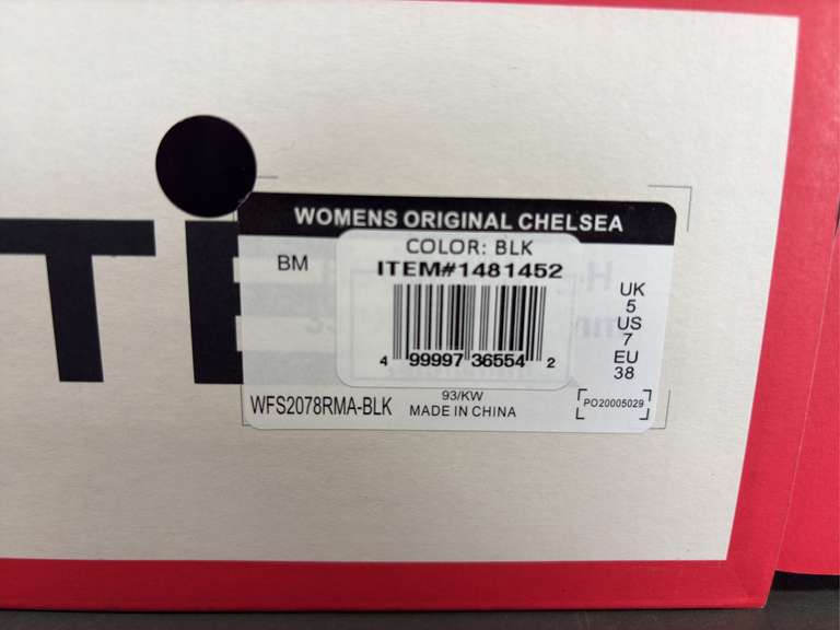 (2) Pairs Hunter Original Insulated Chelsea Boots -Women’s Black Size 8 & 9- *NIB