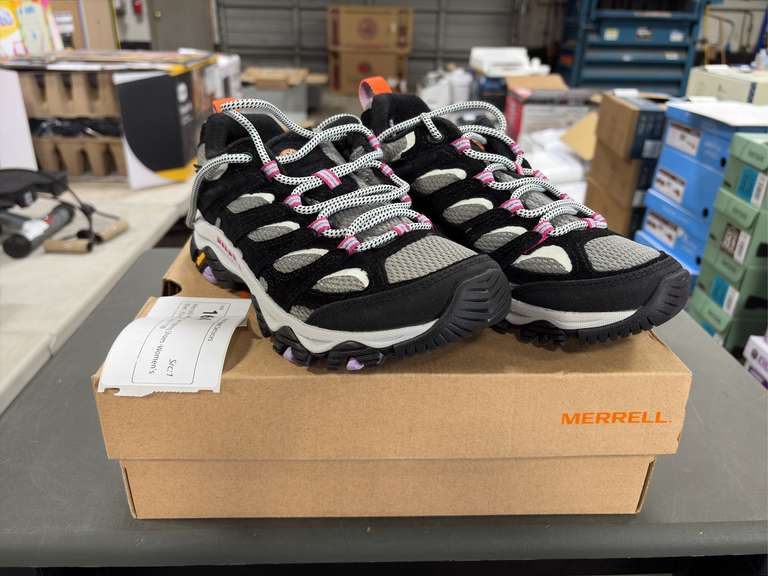 Merrell Moab 3 WP Hiking Shoes -Women’s Black/Orchid Size 7- *NIB
