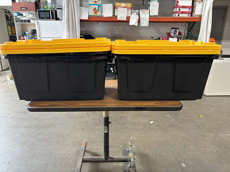 (4) Greenmade 27 Gallon Professional Grade Storage Container w/ Lids