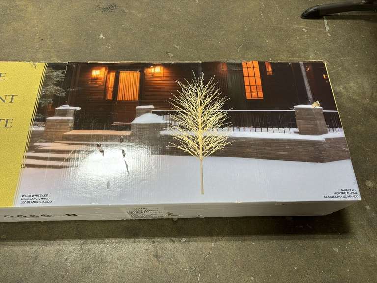 Twinkle Tree w/ LED Lights
