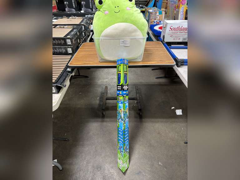 Squishmallow “Wendy the Frog” & 66” Sea Turtle Supersized Nylon Kite