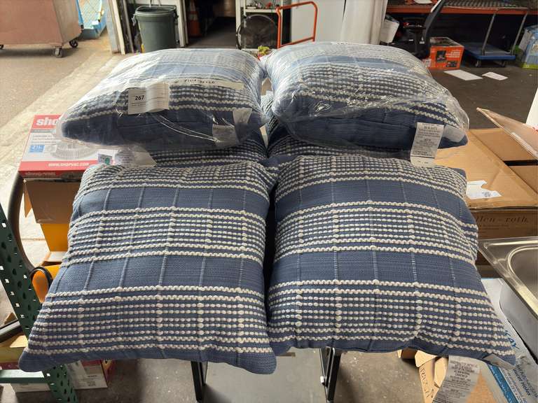 Brentwood Originals Plaid Indoor/Outdoor Cushions 20”x20”