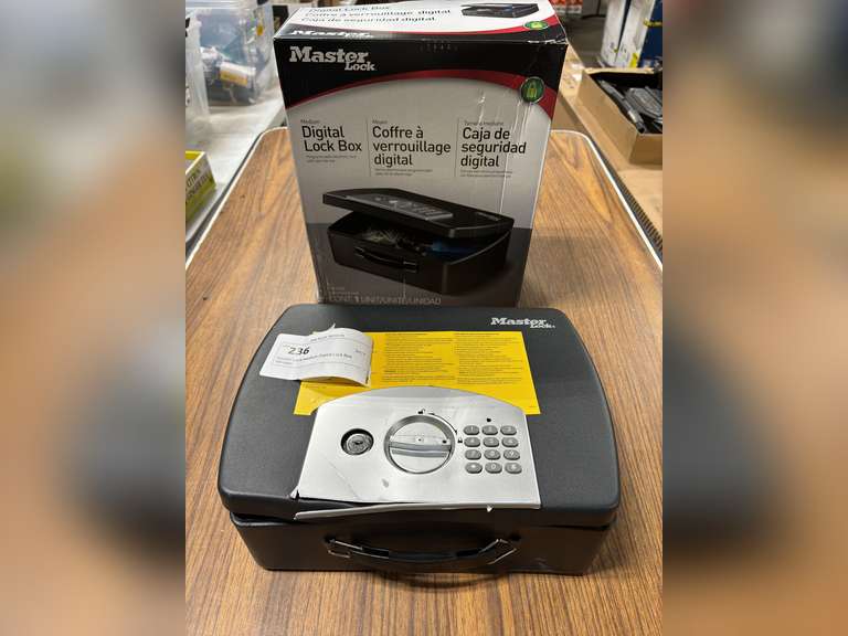 Master Lock Medium Digital Lock Box *Broken