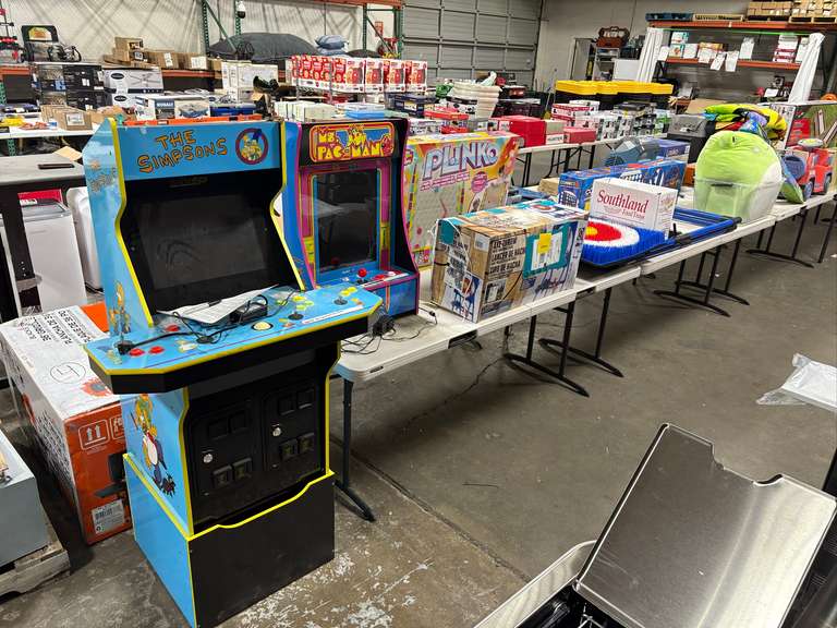 July 2nd Special Outdoor Furniture/Lowes/Costco Shelf Pulls and Returns Auction