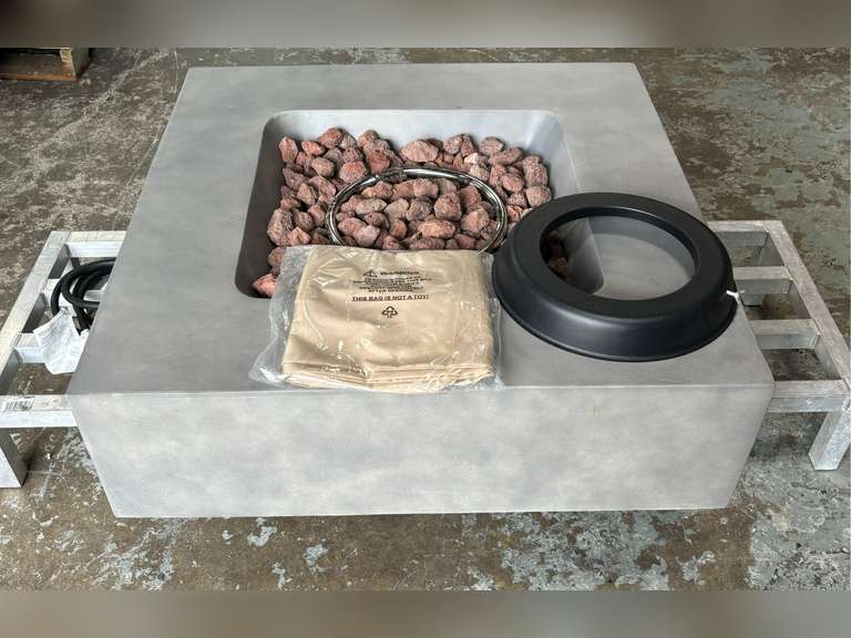 Green Patio 35” x 35” Gas Square Outdoor Firepit *NIB