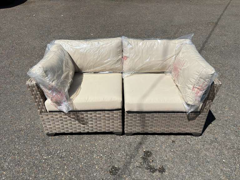 TK CLASSICS 2-Piece Sectional Patio Sofa *NIB