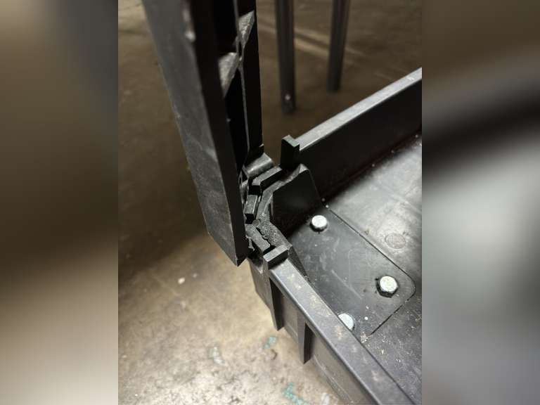 Kobalt Plastic Two-Tier Shop Carts *Damaged