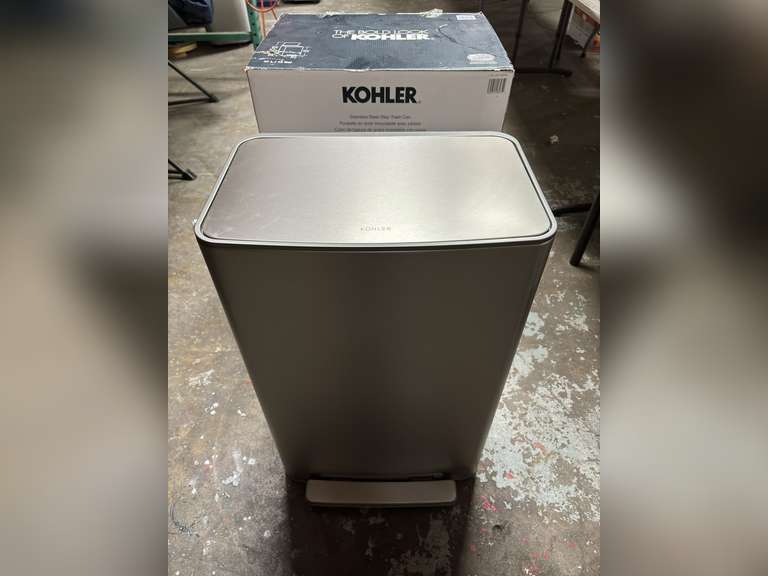 Kohler 47L Stainless Steel Step Trash Can *Broken Step