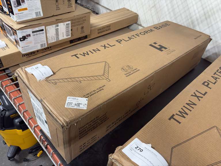 Home by Hollywood Twin XL Platform Base *NIB