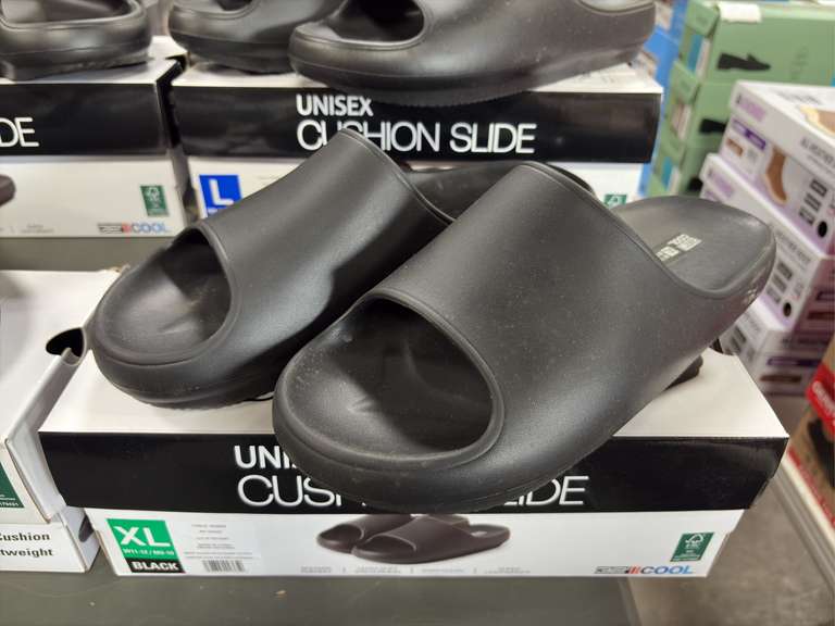 (4) Pairs Cushion Slide Ons -Unisex Black Sizes M/ L/ (2) XL-