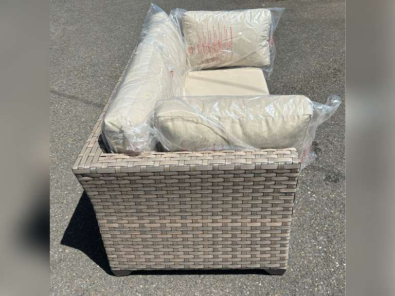 TK CLASSICS 2-Piece Sectional Patio Sofa *NIB