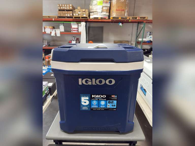 Igloo MAX-Cold Latitude 62qt Roller Cooler