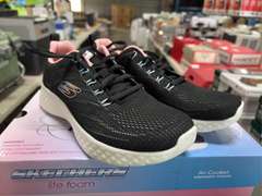 (2) Pairs Sketchers Air Cooled Lite Foam - Women’s Black & Blue Size 7 -