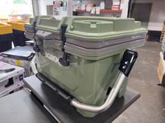 Igloo Cooler with Handle