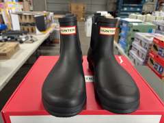 (2) Pairs Hunter Original Insulated Chelsea Boots -Women’s Black Size 8 & 9- *NIB