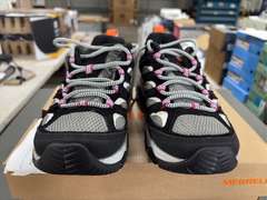 Merrell Moab 3 WP Hiking Shoes -Women’s Black/Orchid Size 7- *NIB