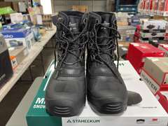 (2) Pairs Staheekum Waterproof Snow Boots -Men’s Black Size 10-