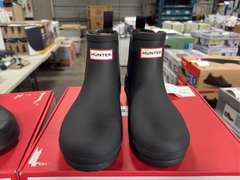 (2) Pairs Hunter Original Insulated Chelsea Boots -Women’s Black Size 8 & 9- *NIB