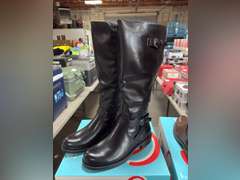 (2) B True Baretraps Boots - Women’s Brown & Black Size 7 - *NIB