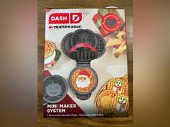(5) Dash Multimaker Mini Waffle Makers w/ (7) Interchangeable Plates *NIB