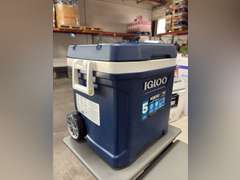 Igloo MAX-Cold Latitude 62qt Roller Cooler