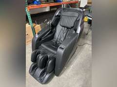 Insignia 3D Zero Gravity Full Body Massage Chair *NIB/Open Box